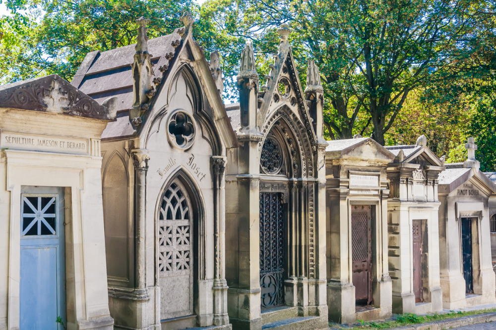 History of the Cimetière du Père Lachaise in Paris