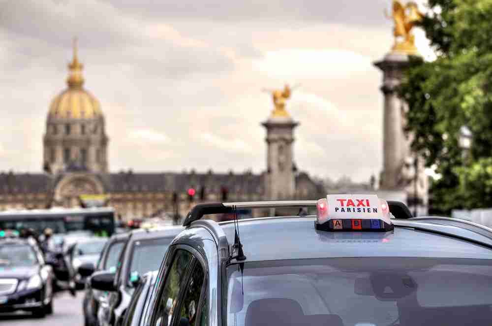 taxi in paris in france