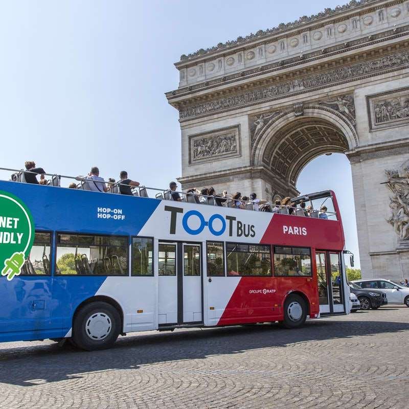 Entradas para Tour en autobús abierto con paradas libres por París