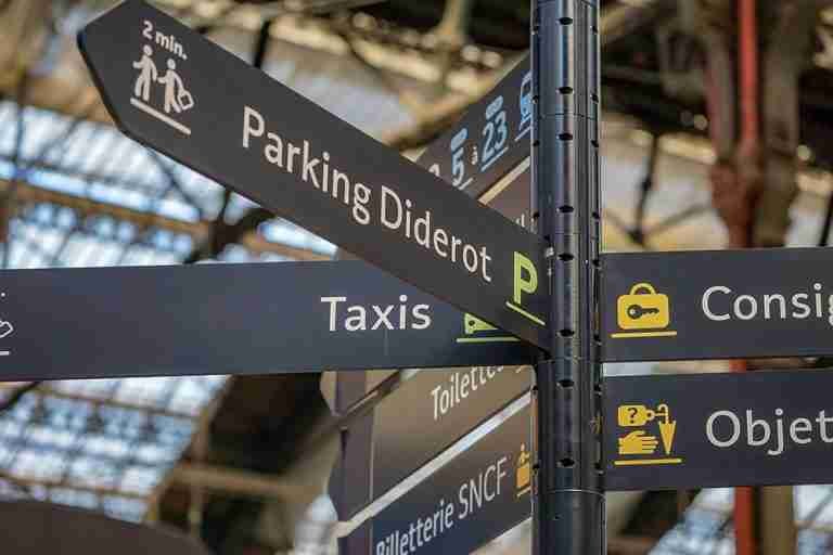 Parking in Paris How much, Where? 2024 Guide