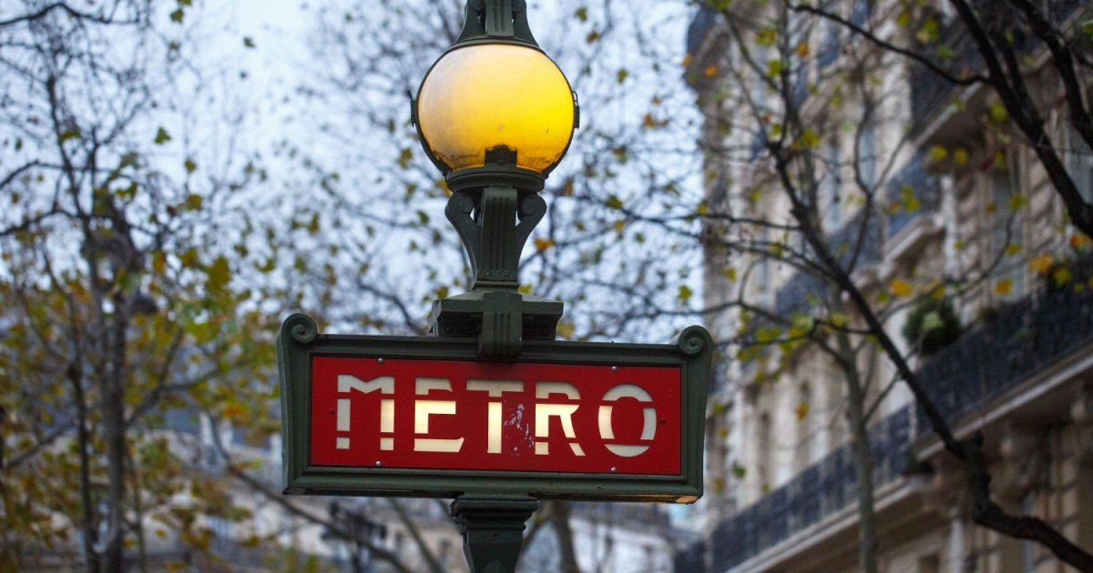 How to Use the Metro in Paris: A Complete Guide