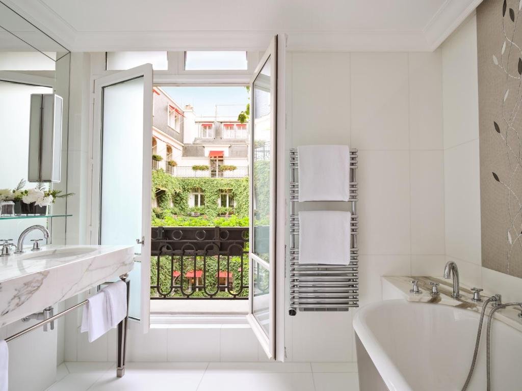 Hôtel Plaza Athénée Hôtel Plaza Athénée
