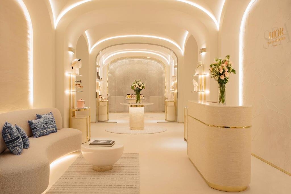 Hôtel Plaza Athénée Hôtel Plaza Athénée