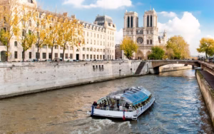 Paris Combo Tickets: Royal Combo- Sightseeing Seine River Cruise + Disneyland Paris: Louvre Museum: Eiffel Tower Tickets ota